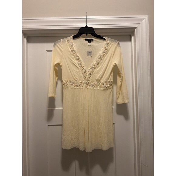 New Express Y2K Beaded Sequin Tunic Top 3/4 Sleeve Cream Casual Size Large Retro - Picture 1 of 6